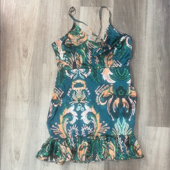 Floral Patterned Dress with Ruffle Hem - Picture 2 of 6